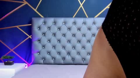 Snapshot of liaa_taylor1 chatting on 2, 10, 2025 Lia online show from 2, 10, 2025