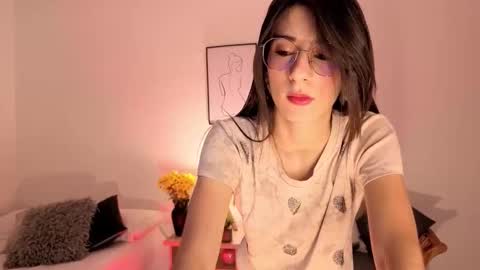 Lia  online show from 17, 10, 2025