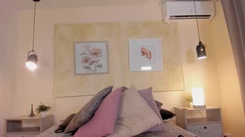 Lia Flame online show from 11, 2, 2026