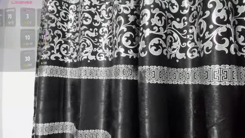 LIAM KLEIN online show from 4, 3, 2025