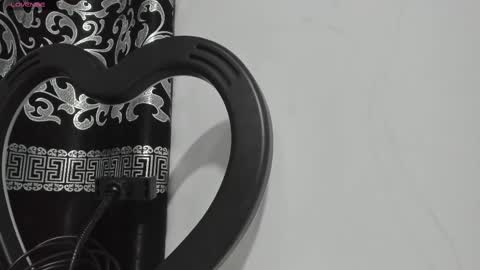 LIAM KLEIN online show from 5, 3, 2025