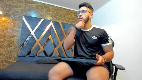 LIAM KLEIN online show from 26, 9, 2025