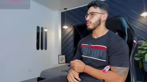 LIAM KLEIN online show from 22, 10, 2025