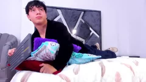 Call me Lian online show from 18, 1, 2026