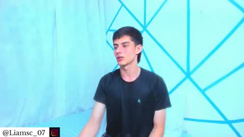 Liam scott77 online show from 4, 2, 2026