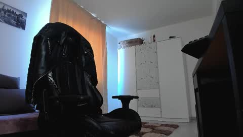 Liam online show from 10, 3, 2026