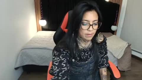 L I A M O N R O E online show from 20, 5, 2026