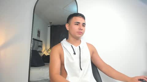Snapshot of lianfox_ chatting on 28, 5, 2026 lianfox_ online show from 28, 5, 2026