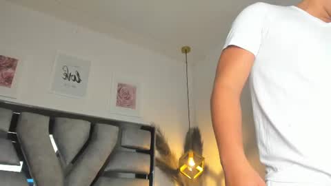 lianfox_ online show from 23, 7, 2026