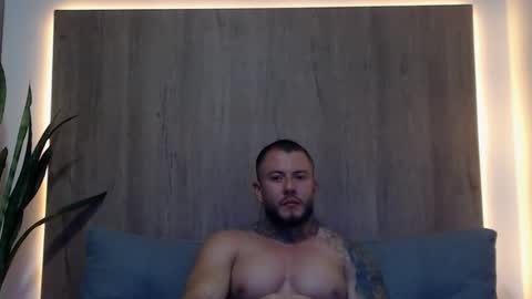 lianjones9 online show from 10, 2, 2025