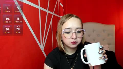 Lia Roberts online show from 15, 12, 2024