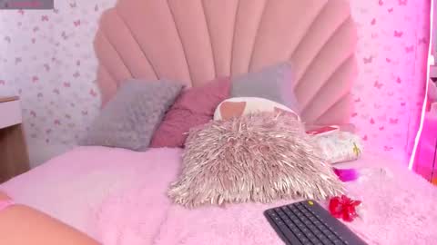 liarossi_ online show from 4, 11, 2025