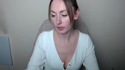 Lia online show from 8, 4, 2026