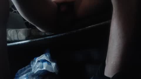 lickurlipz1 online show from 2, 10, 2025