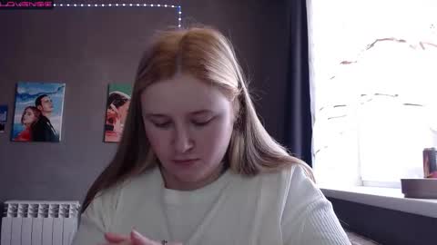 Snapshot of light_lunaa chatting on 20, 10, 2025 light_lunaa online show from 20, 10, 2025
