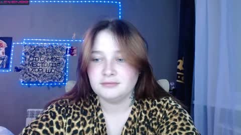 light_lunaa online show from 31, 5, 2026