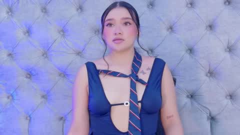 liiabloomm online show from 23, 5, 2026