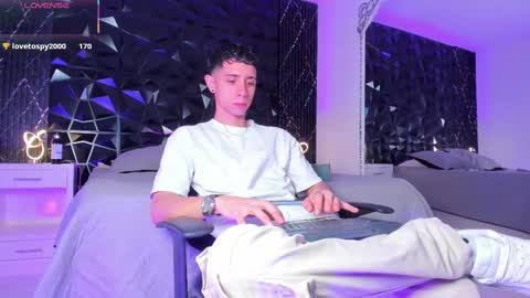 L I I A M online show from 9, 3, 2025