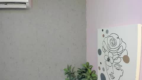 Snapshot of liil_miia chatting on 2, 3, 2026 Miia online show from 2, 3, 2026