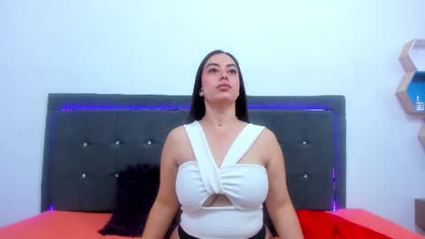 Lil Auroa  online show from 10, 7, 2026