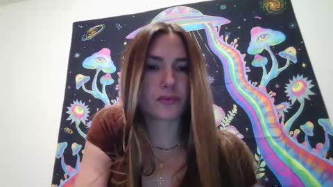 lil_bit_midnightmuse online show from 16, 10, 2025