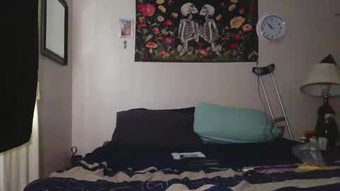 lil_bit_midnightmuse online show from 29, 3, 2026