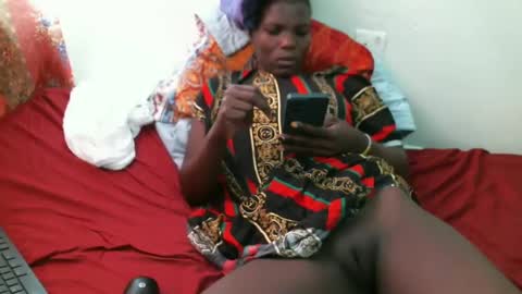 Snapshot of lil_donna chatting on 23, 2, 2025 lil_donna online show from 23, 2, 2025