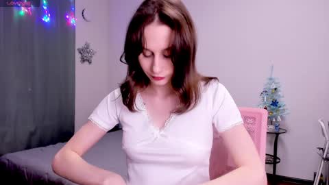 Snapshot of lil_ember chatting on 23, 12, 2024 Little Amber Guys please if its not difficult for you give it a thumbs up online show from 23, 12, 2024