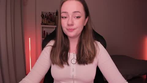 Snapshot of lil_happiness chatting on 28, 1, 2025 for free registration 3 online show from 28, 1, 2025