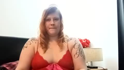 lil_nelli8 online show from 6, 3, 2025