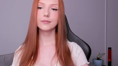 Snapshot of lil_pumpkinpie chatting on 8, 2, 2025 Val online show from 8, 2, 2025