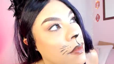 Lola online show from 31, 10, 2025