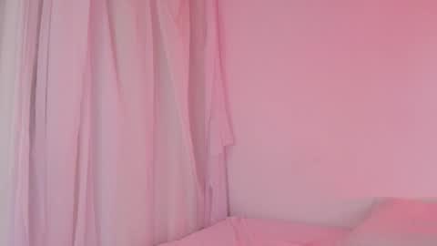 Snapshot of lil_swaay chatting on 14, 6, 2026 Lola online show from 14, 6, 2026