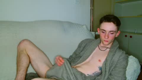 Snapshot of lilbearxxxx chatting on 19, 5, 2026 lilbearxxxx online show from 19, 5, 2026