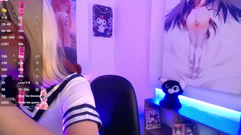 Snapshot of lilcandy19 chatting on 19, 9, 2025 lilcandy19 online show from 19, 9, 2025