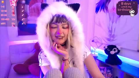 Snapshot of lilcandy19 chatting on 8, 10, 2025 lilcandy19 online show from 8, 10, 2025