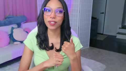 evie online show from 24, 3, 2026