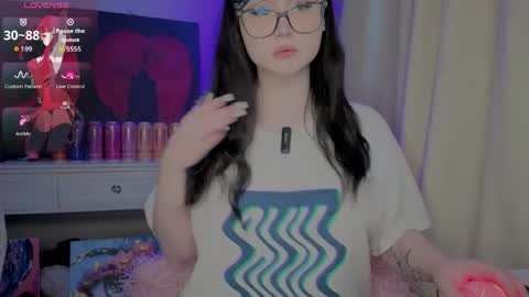 Nika and Lori online show from 28, 4, 2026