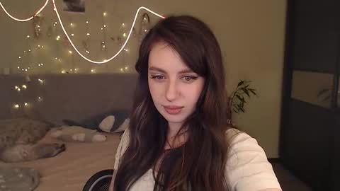 Lilu online show from 10, 11, 2025