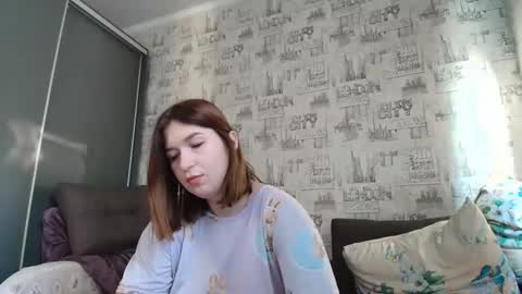 liliawoolf online show from 11, 9, 2025