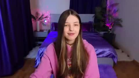 Lili Bakery online show from 7, 12, 2024