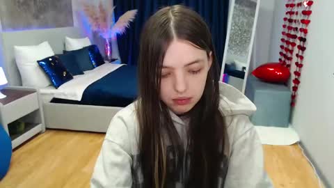 Lili Bakery online show from 24, 2, 2025