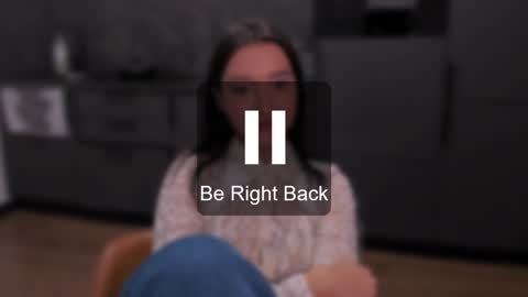 Snapshot of lililaluna chatting on 6, 12, 2024             ...  online show from 6, 12, 2024