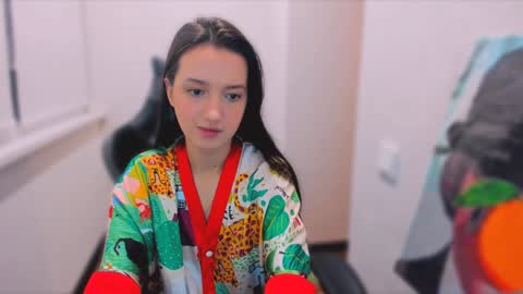 Snapshot of lililaluna chatting on 13, 1, 2025             ...  online show from 13, 1, 2025