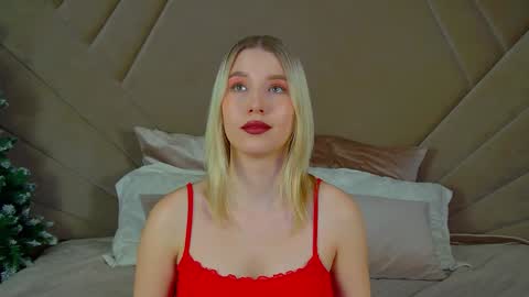 LiliLinn online show from 17, 1, 2025