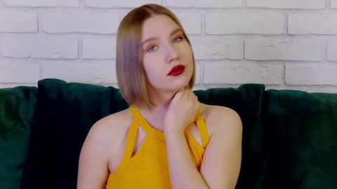 LiliLinn online show from 29, 1, 2025