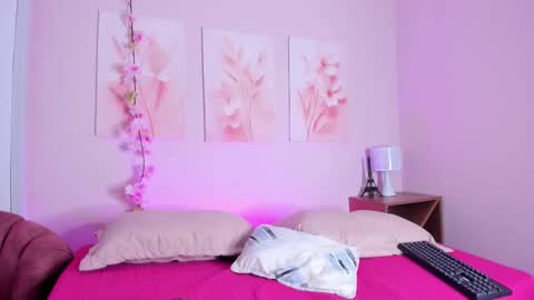 Snapshot of lilirousee chatting on 1, 3, 2026 lilirousee online show from 1, 3, 2026