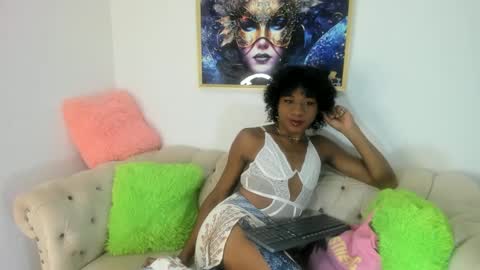 Snapshot of lilit2005_ chatting on 27, 2, 2025 lilit2005_ online show from 27, 2, 2025