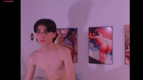 lilit233 online show from 10, 2, 2026