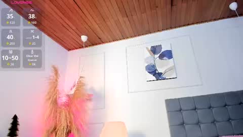 Lilit Noir online show from 22, 6, 2026